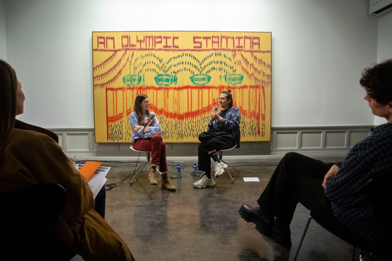 Mark Corfield-Moore i samtale. Foto: Carlos Juica