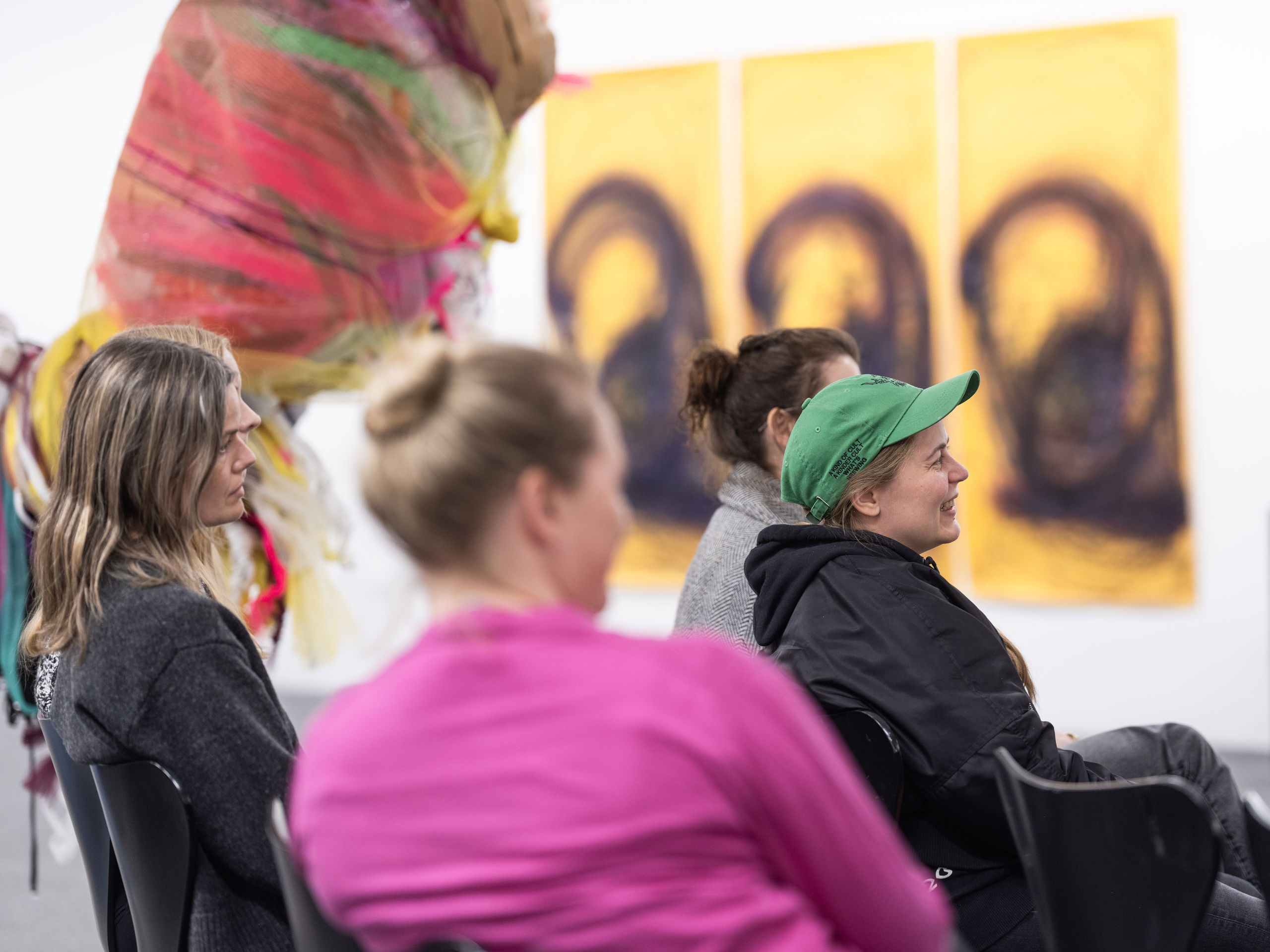 Prisen av omsorg: En samtale med forfatter Madeleine Schultz. Foto: Helle Navratil.