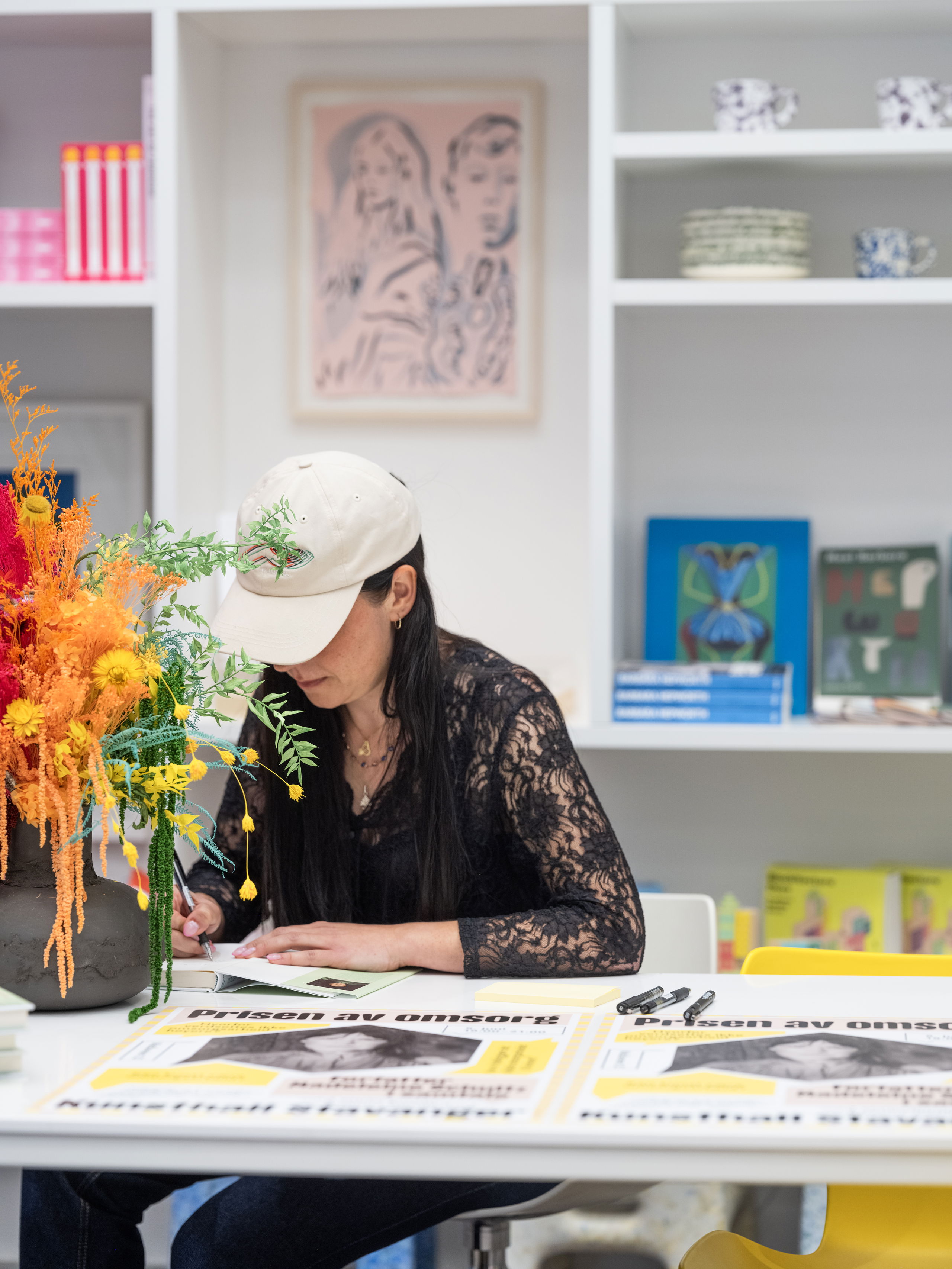 Prisen av omsorg: En samtale med forfatter Madeleine Schultz. Foto: Helle Navratil.