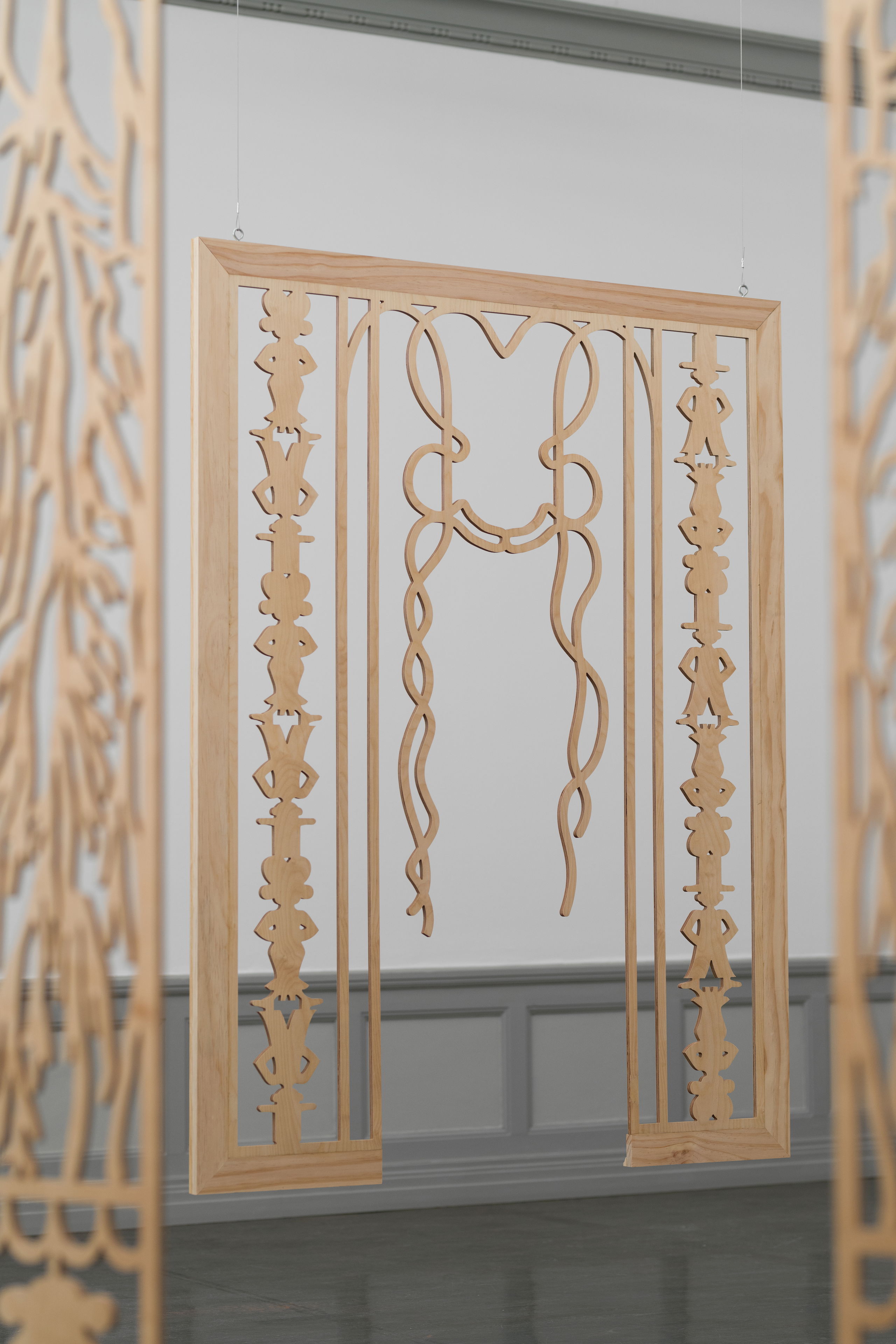 Cindy Ji Hye Kim, Sand in the Hourglass (2022), installasjonsoversikt. Foto: Erik Sæter Jørgensen.