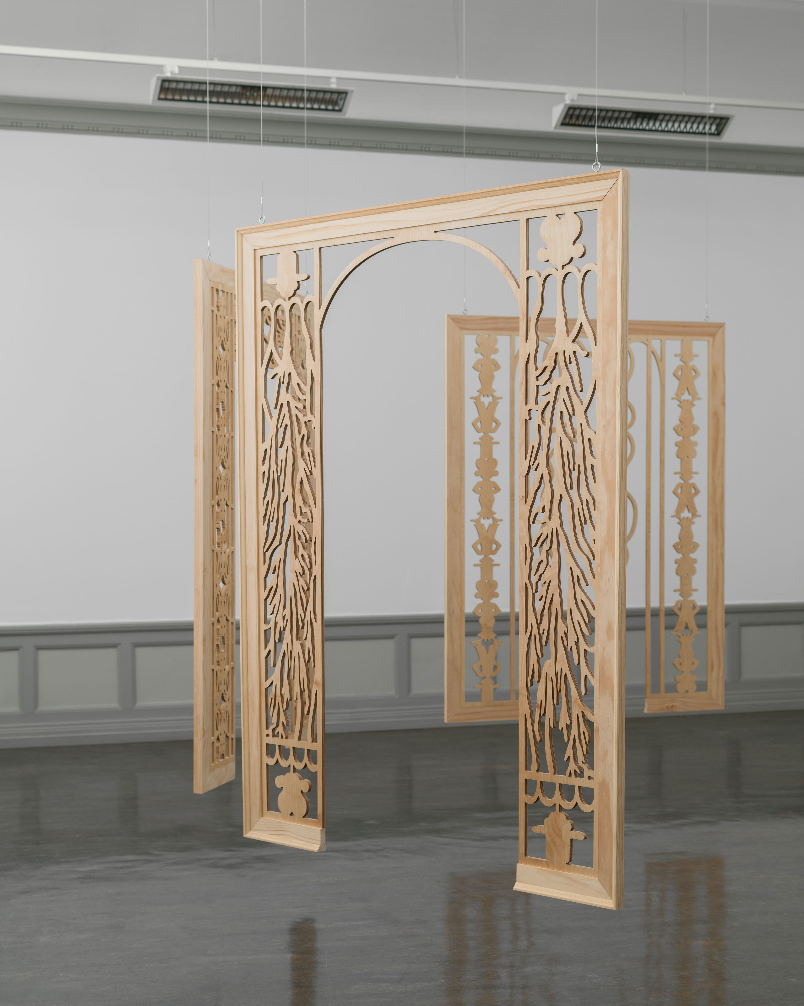 Cindy Ji Hye Kim, Sand in the Hourglass (2022), installasjonsoversikt. Foto: Erik Sæter Jørgensen.