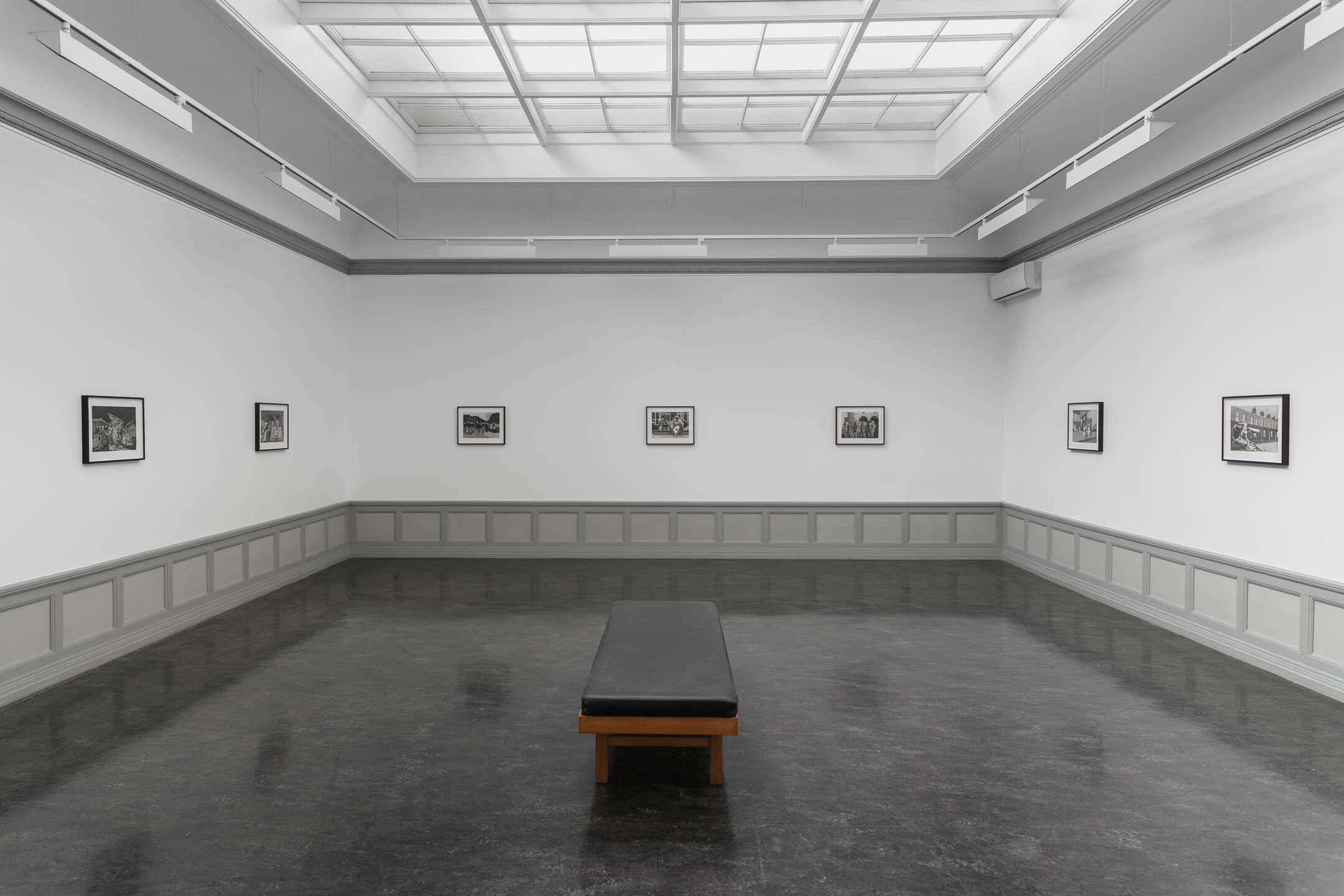 Hannah Quinlan & Rosie Hastings, Bleak House (2023), installasjonsoversikt. Foto: Erik Sæter Jørgensen