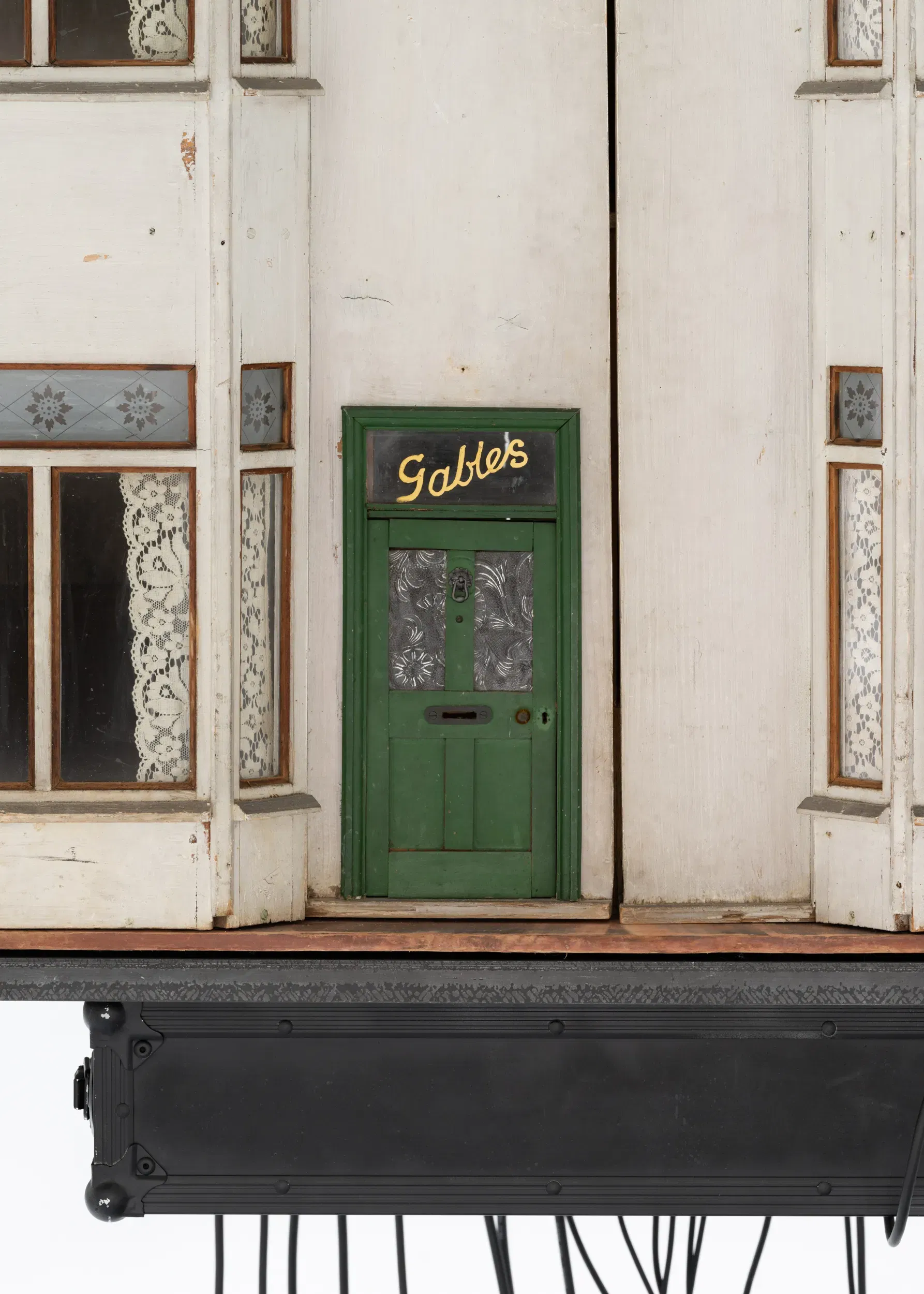 Hannah Quinlan & Rosie Hastings, Bleak House (2023), installasjonsoversikt. Foto: David Stjernholm