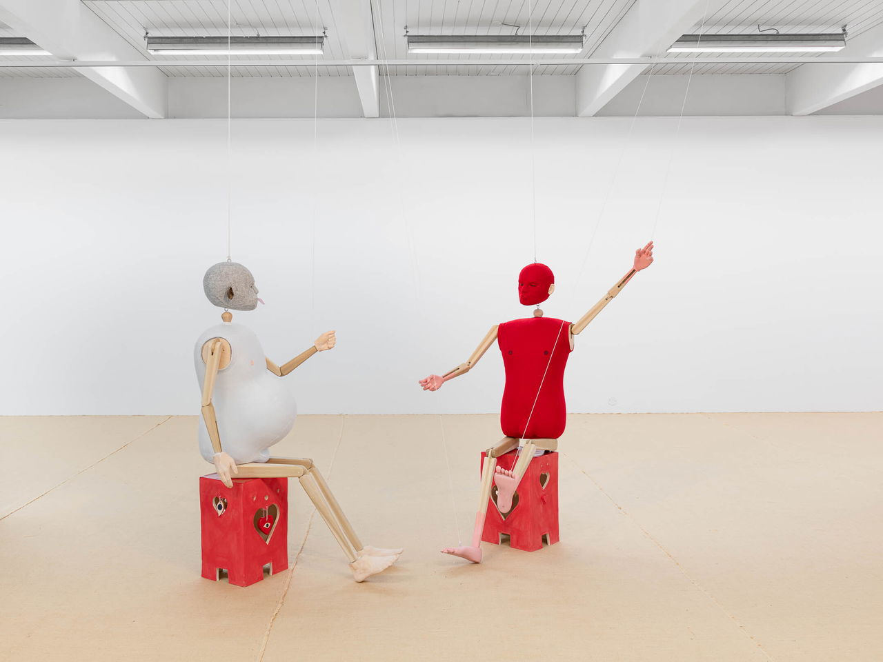 Jonathan Baldock, Me, Myself and I (2020), installasjonsoversikt. Foto: Erik Sæter Jørgensen.
