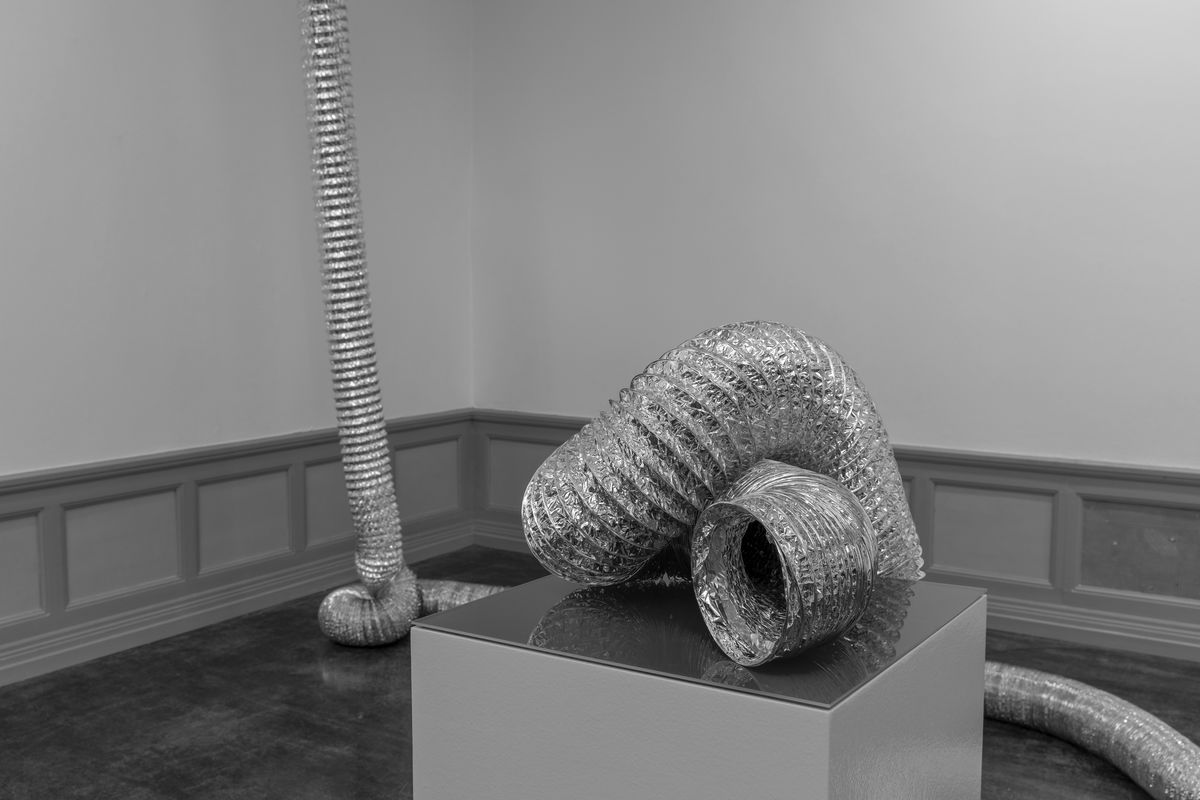 Marte Eknæs, Air Conditions (2020), installasjonsoversikt. Foto: Oddbjørn Erland Aarstad.