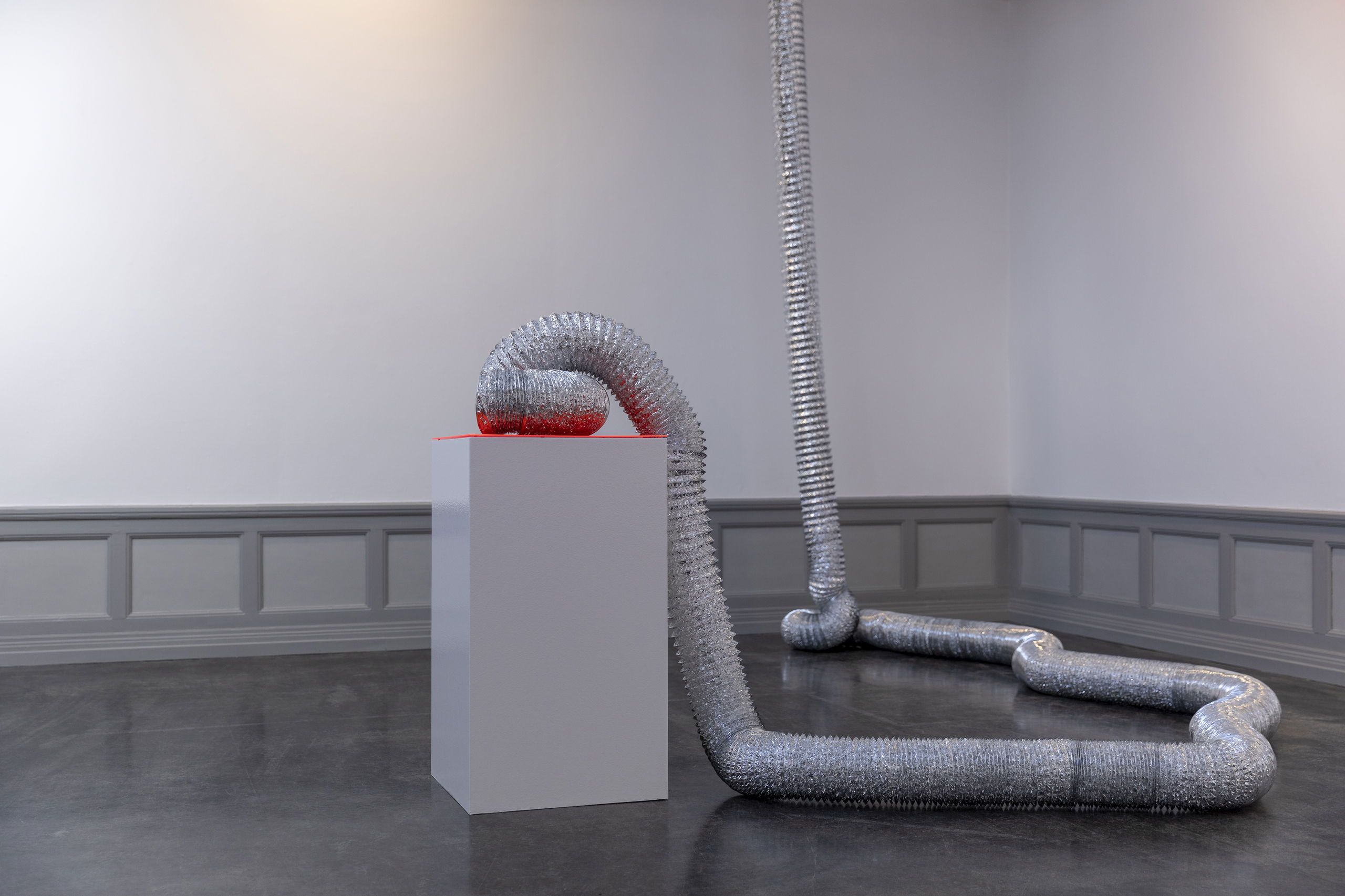 Marte Eknæs, Air Conditions (2020), installasjonsoversikt. Foto: Oddbjørn Erland Aarstad.
