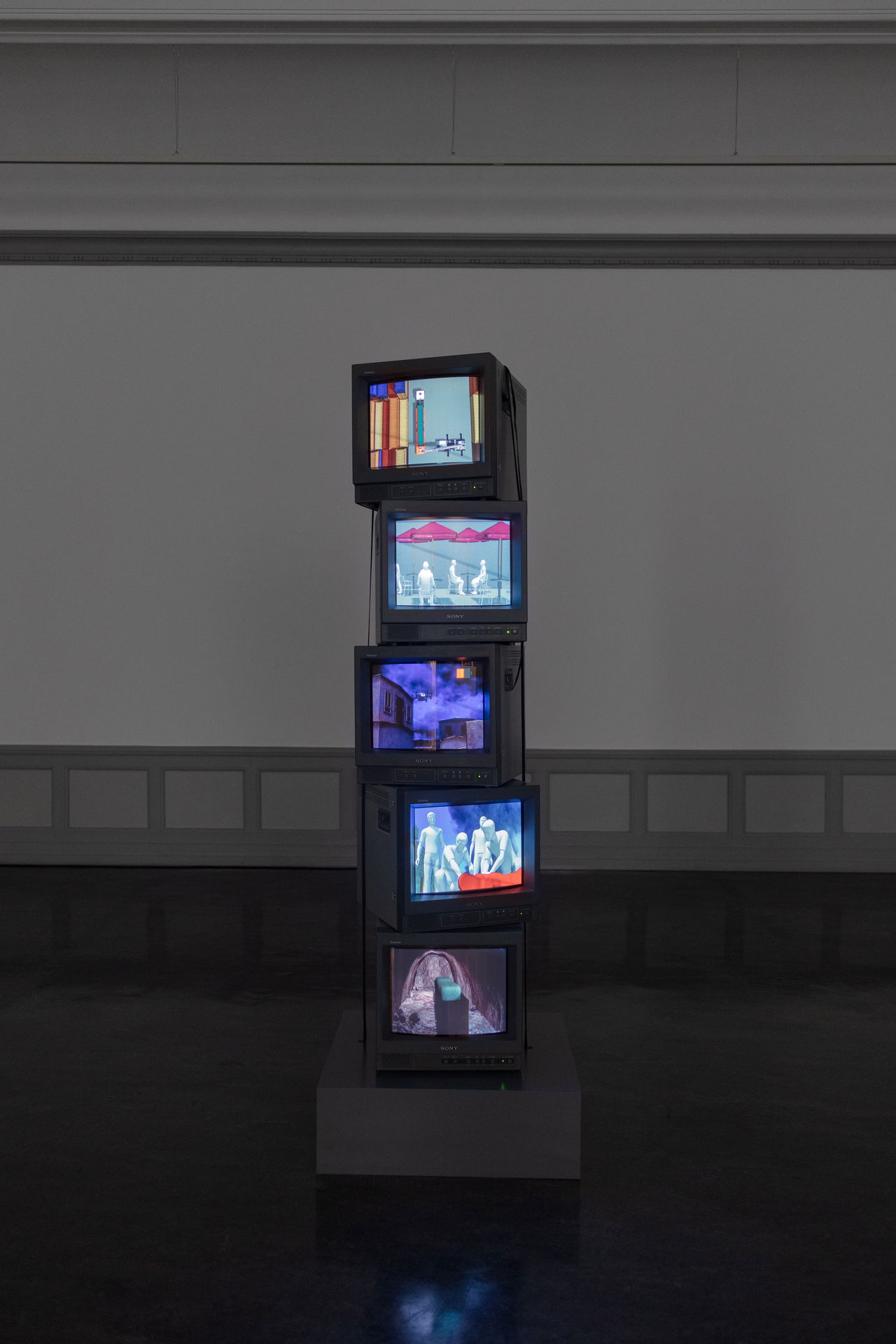 Peggy Ahwash, Vision Machines (2022), installation view. Photo: Erik Sæter Jørgensen.