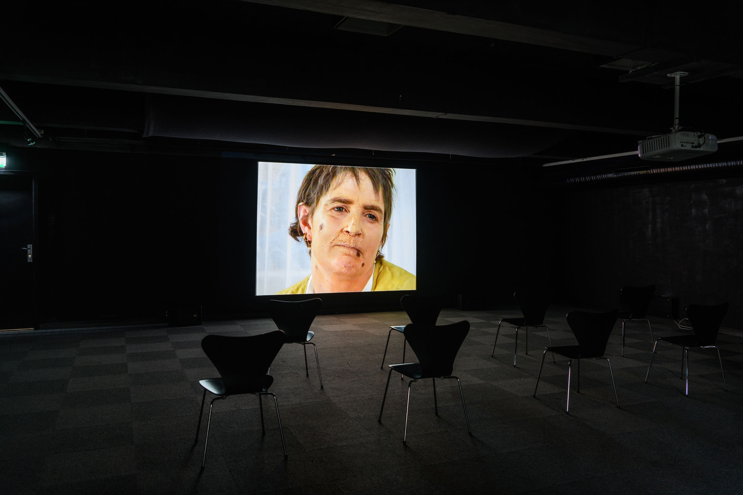 Vanessa Baird, Here we are again, happy as can be, all good pals and jolly good company (2021), installation view. Photo: Kunsthall Stavanger / Markus Johansson (Bitmap).